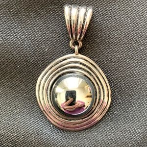 Pendant-Slide.  Black and silver Premier Design